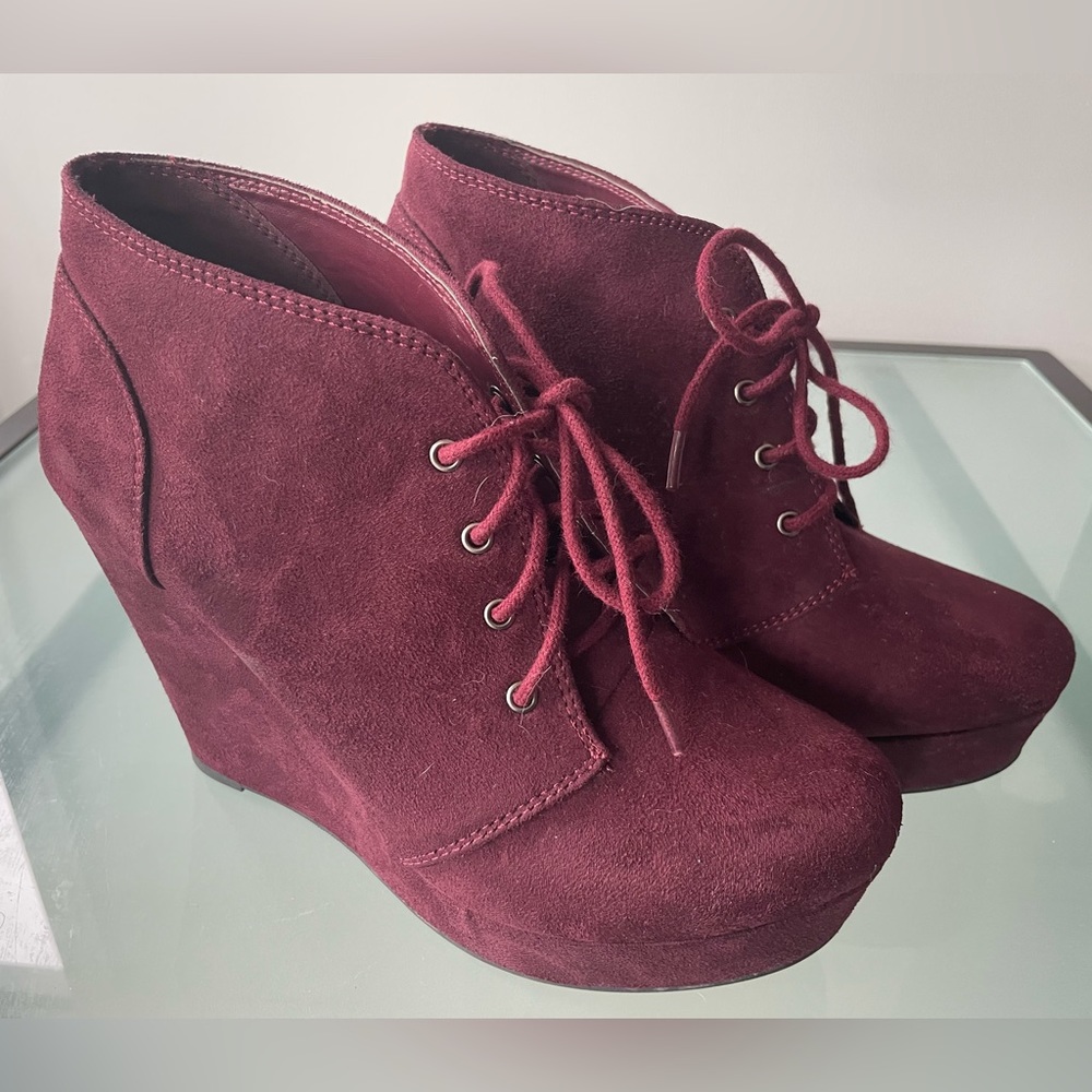 Maroon Red Platform Heeled Ankle Booties - Size 10 - Swede lace-up